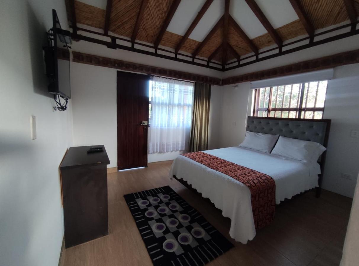Artemisa Hotel Santa Sofia  Ngoại thất bức ảnh