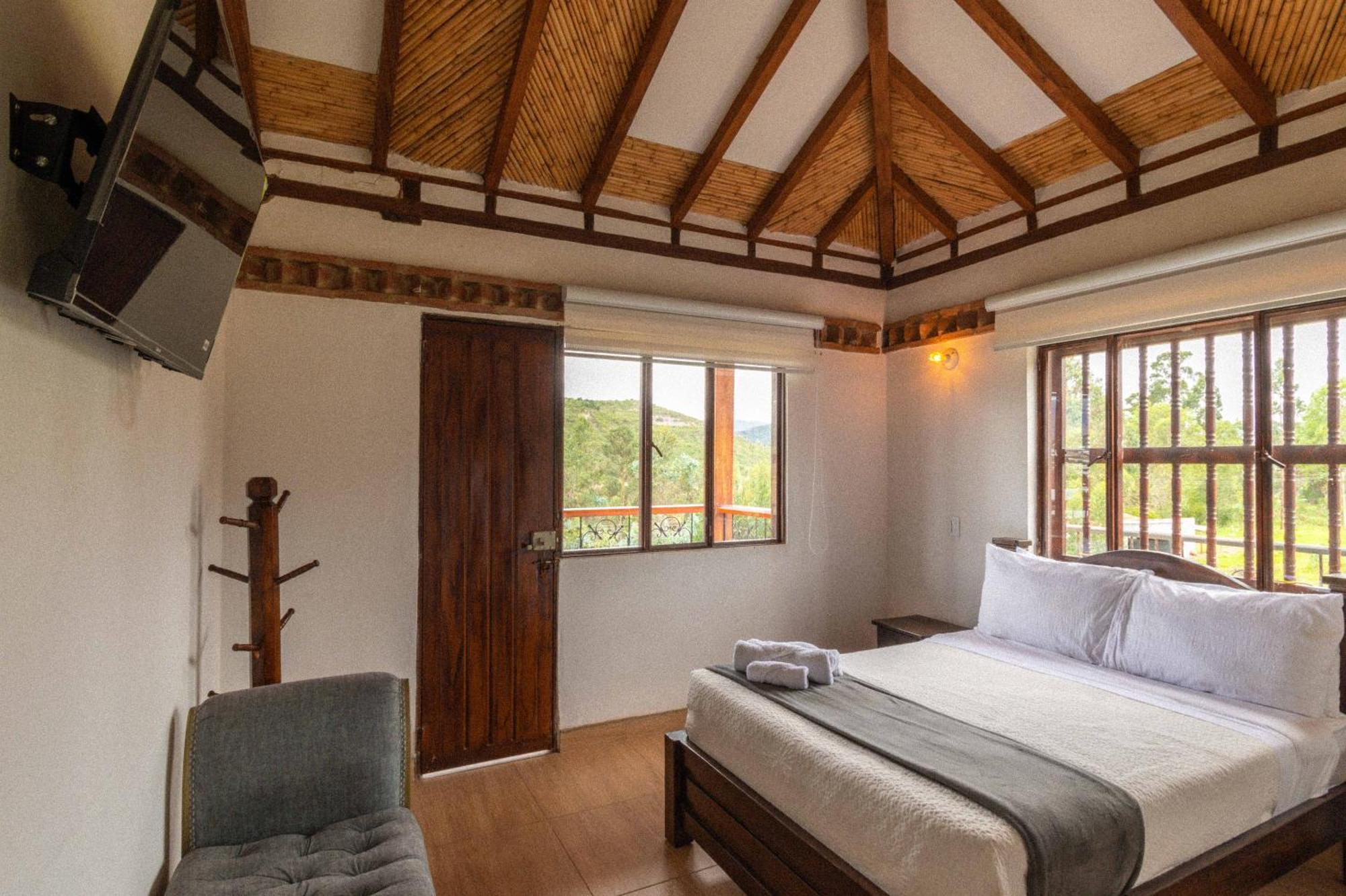 Artemisa Hotel Santa Sofia  Phòng bức ảnh