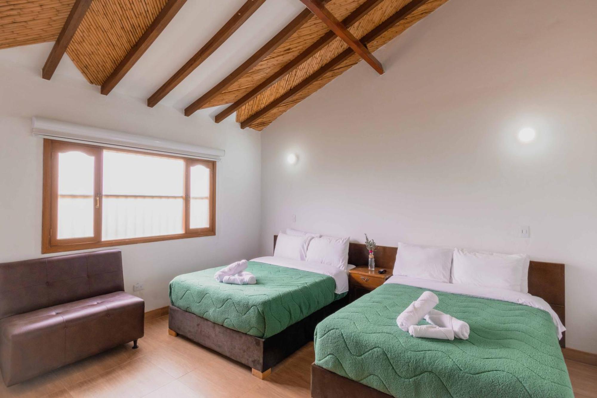 Artemisa Hotel Santa Sofia  Phòng bức ảnh